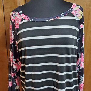 Women's Striped Front Floral Sleeve Tunic Blouse